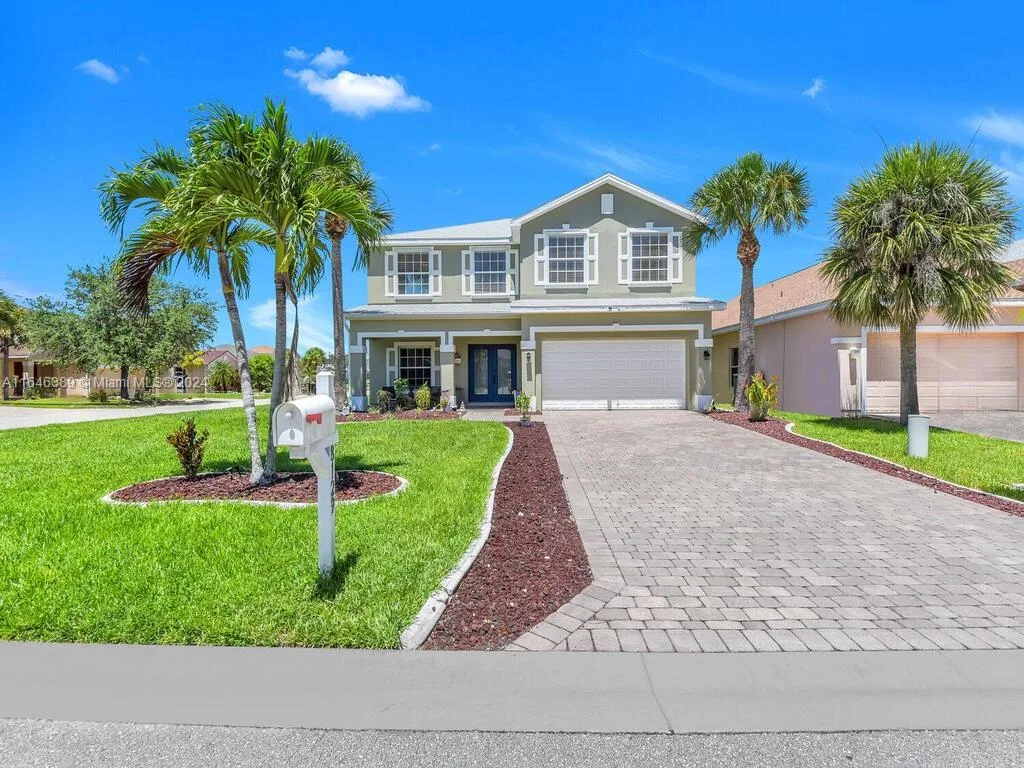 8129 SILVER BIRCH WAY, Lehigh Acres, FL 33971