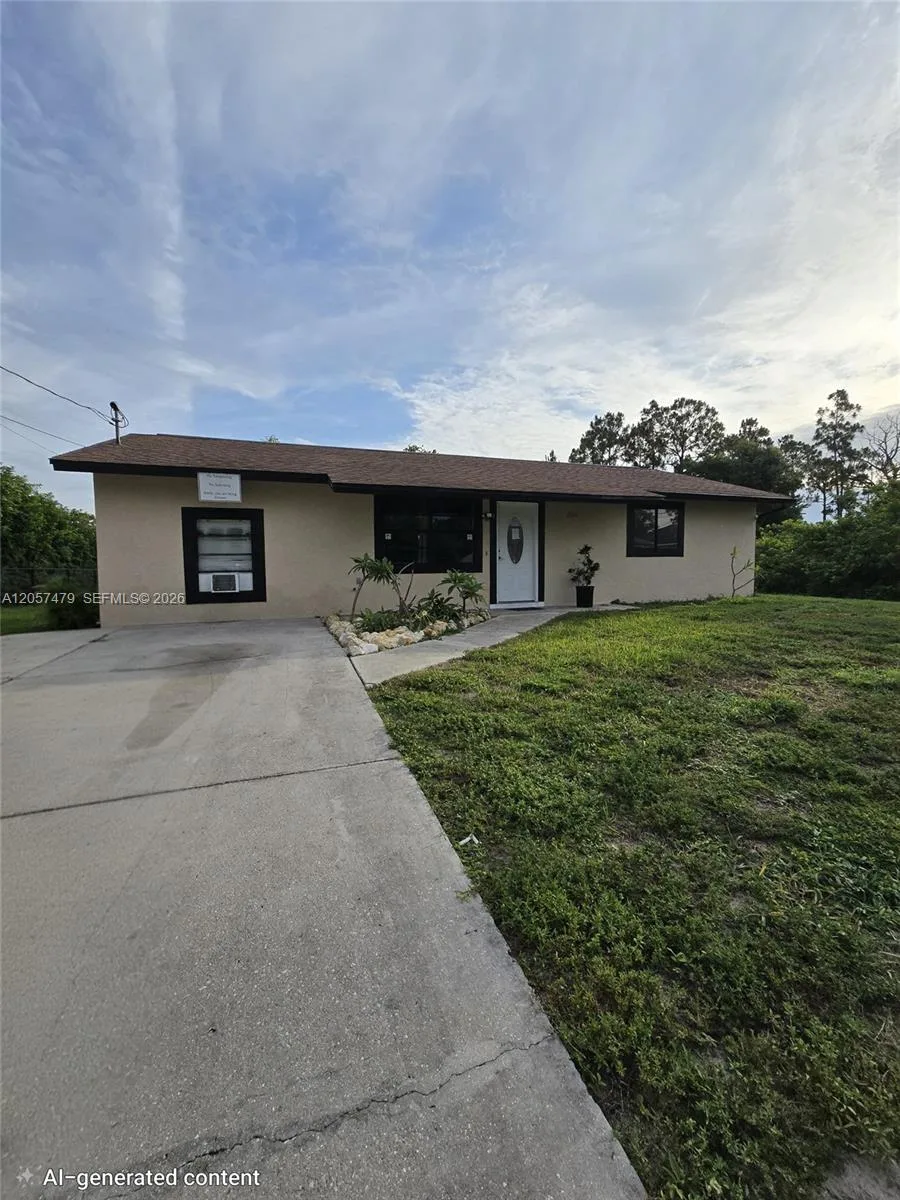 2816 9 TH SW, Lehigh Acres, FL 33976