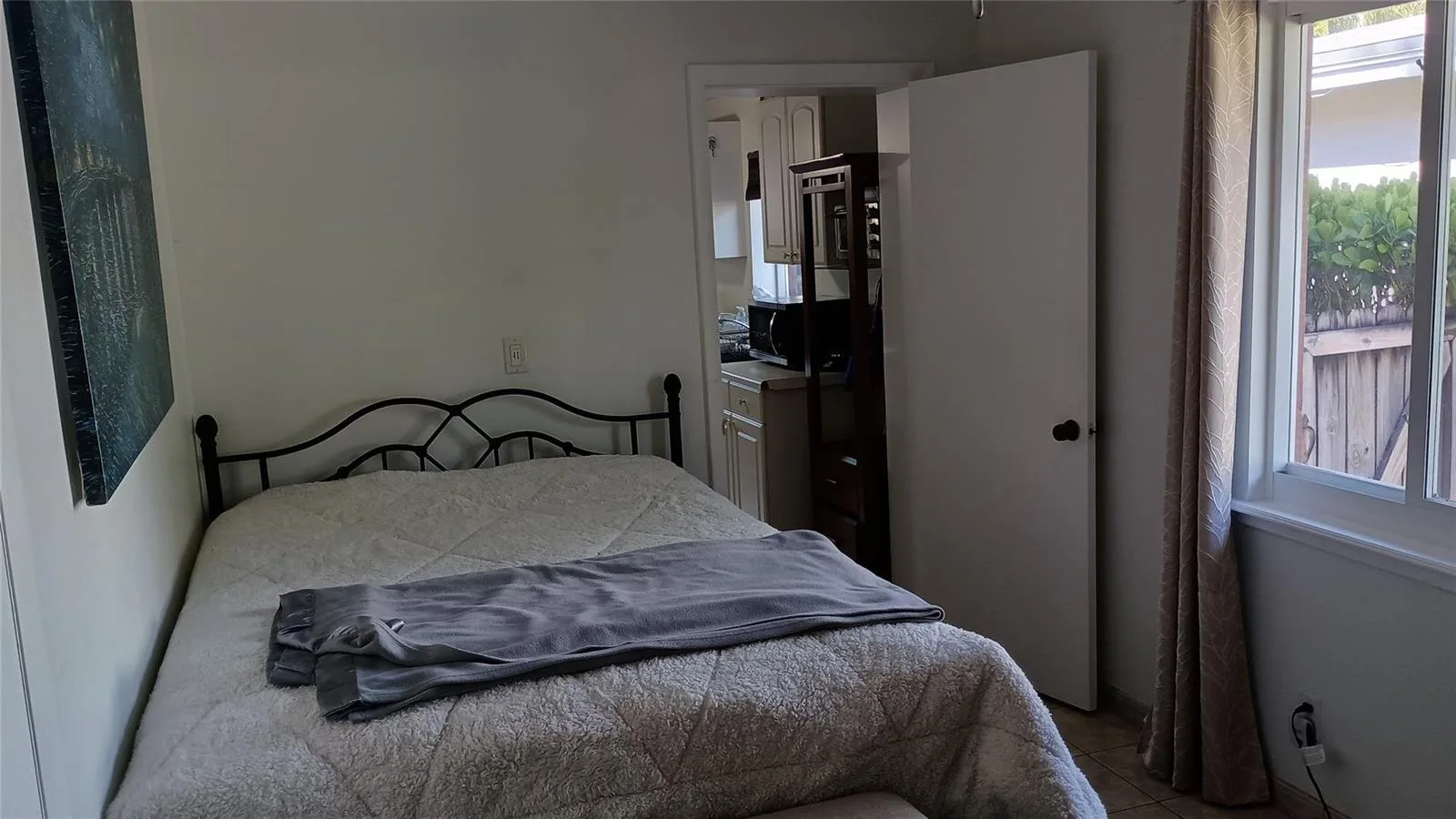 803 NE 21st Drive, Fort Lauderdale, FL 33305 photo 3