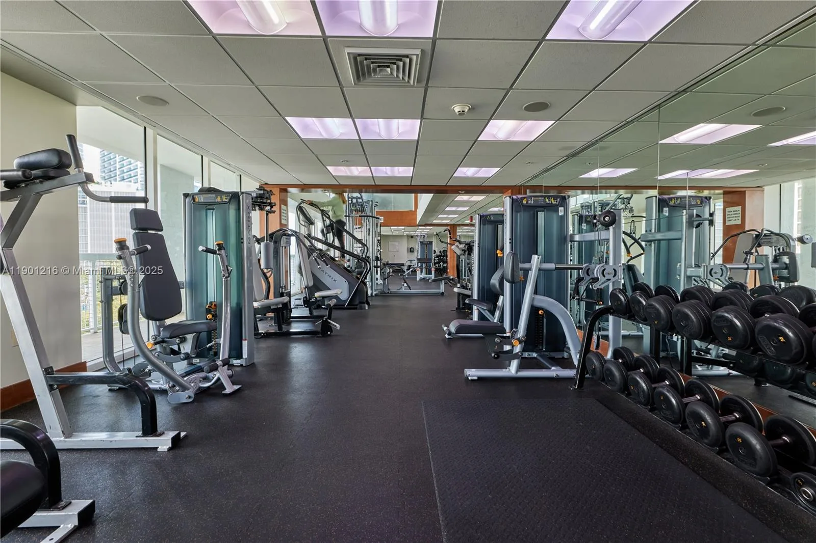 31 SE 5th St # 3201, Miami, FL 33131 photo 13