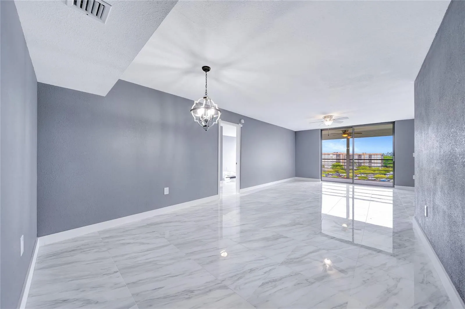 1100 Saint Charles Place # 708, Pembroke Pines, FL 33026