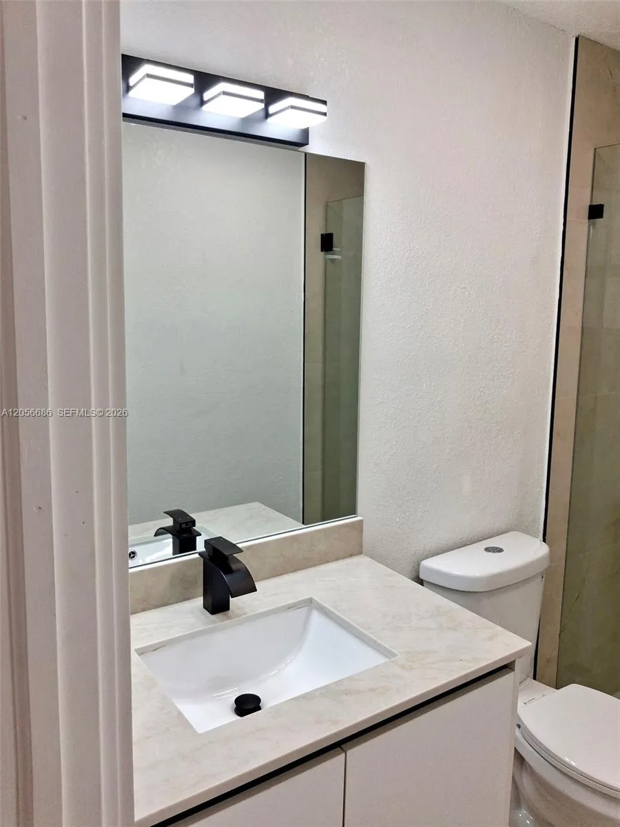 17981 NW 22nd Ct, Miami Gardens, FL 33056 photo 9