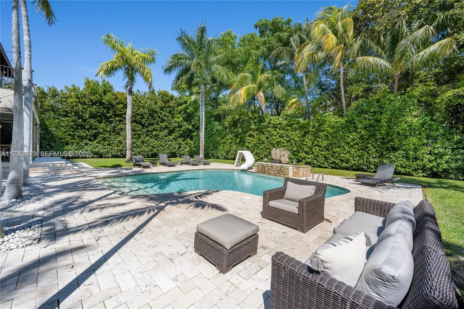 31 Island Dr, Key Biscayne, FL 33149 photo 2