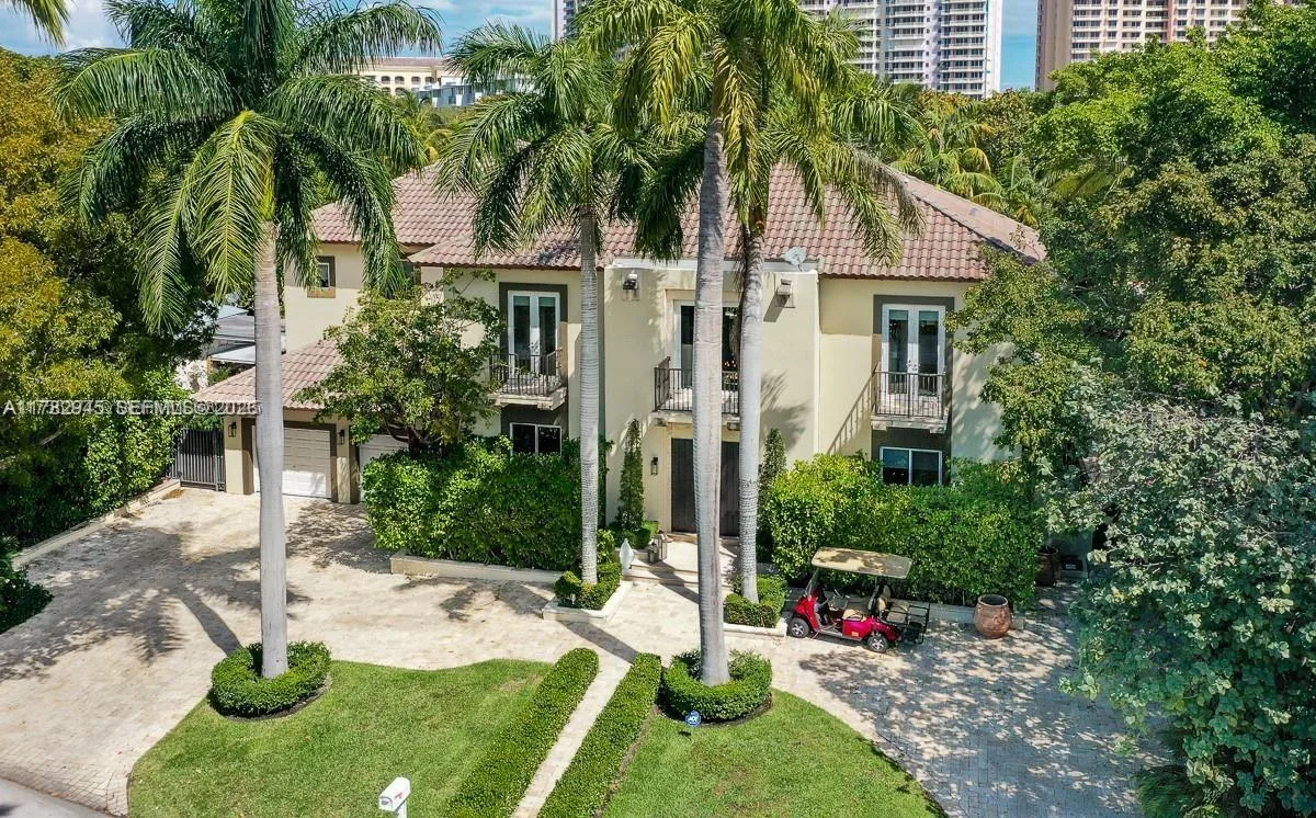 31 Island Dr, Key Biscayne, FL 33149 photo 3