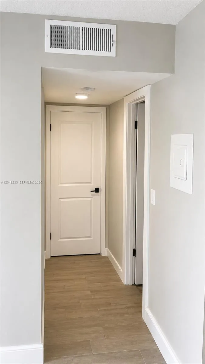 1530 SW 2nd St # 307, Miami, FL 33135 photo 6