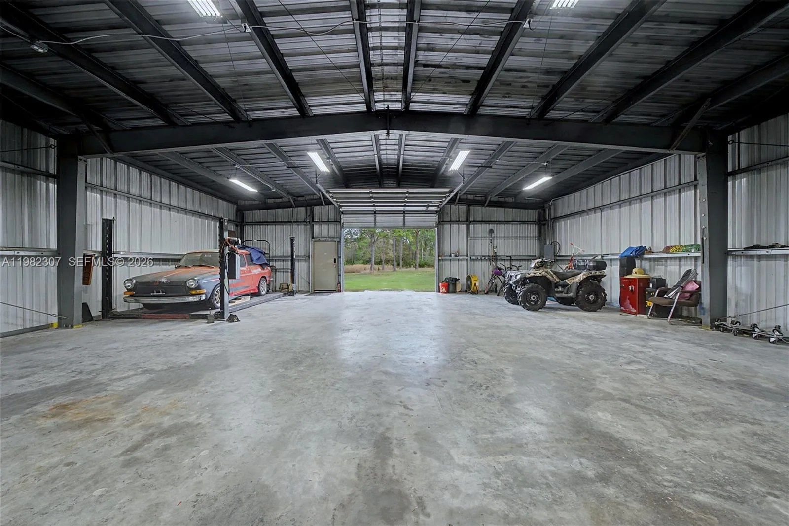 6121 Cherry Rd, Sebring, FL 33875 photo 3