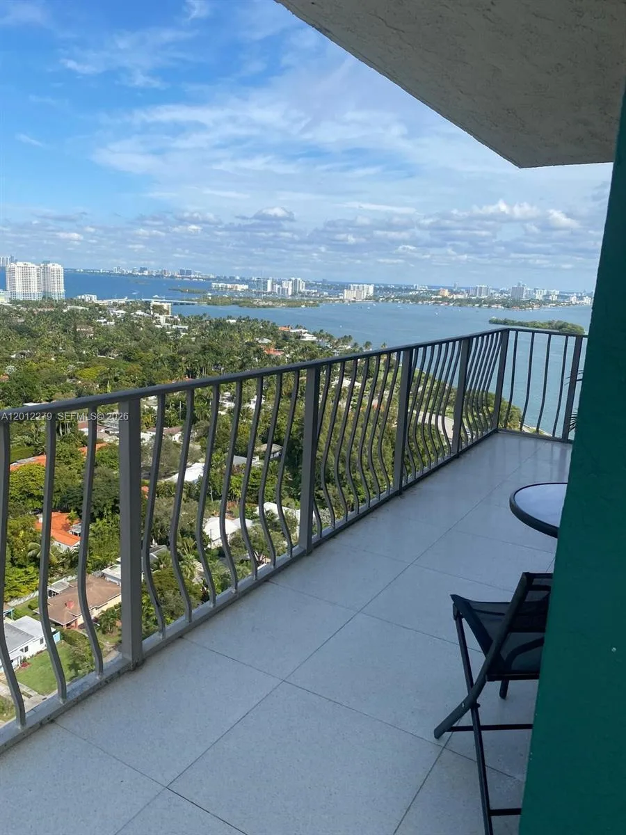 780 NE 69th St # 1210, Miami, FL 33138 photo 2