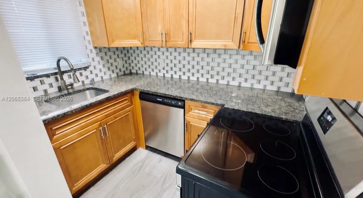 6625 Winfield Blvd # 4-D, Margate, FL 33063 photo 11