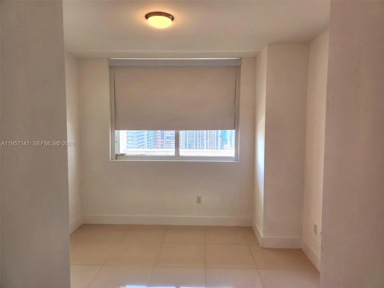 244 Biscayne Blvd # 2809, Miami, FL 33132 photo 5