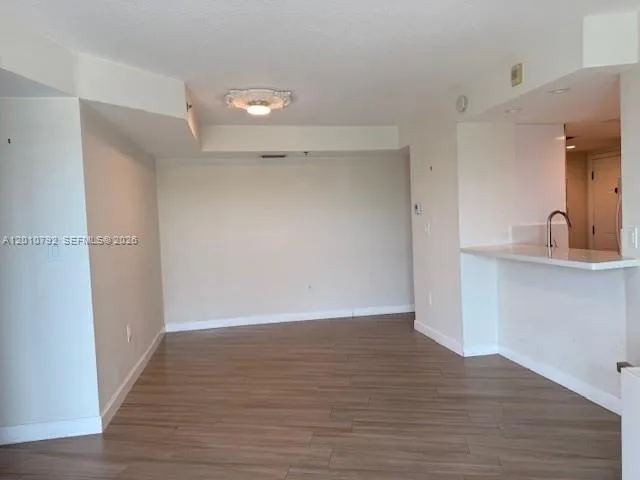 2415 NW 16th St Rd # 605-1, Miami, FL 33125 photo 7
