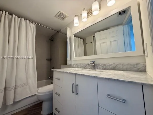 2415 NW 16th St Rd # 605-1, Miami, FL 33125 photo 9