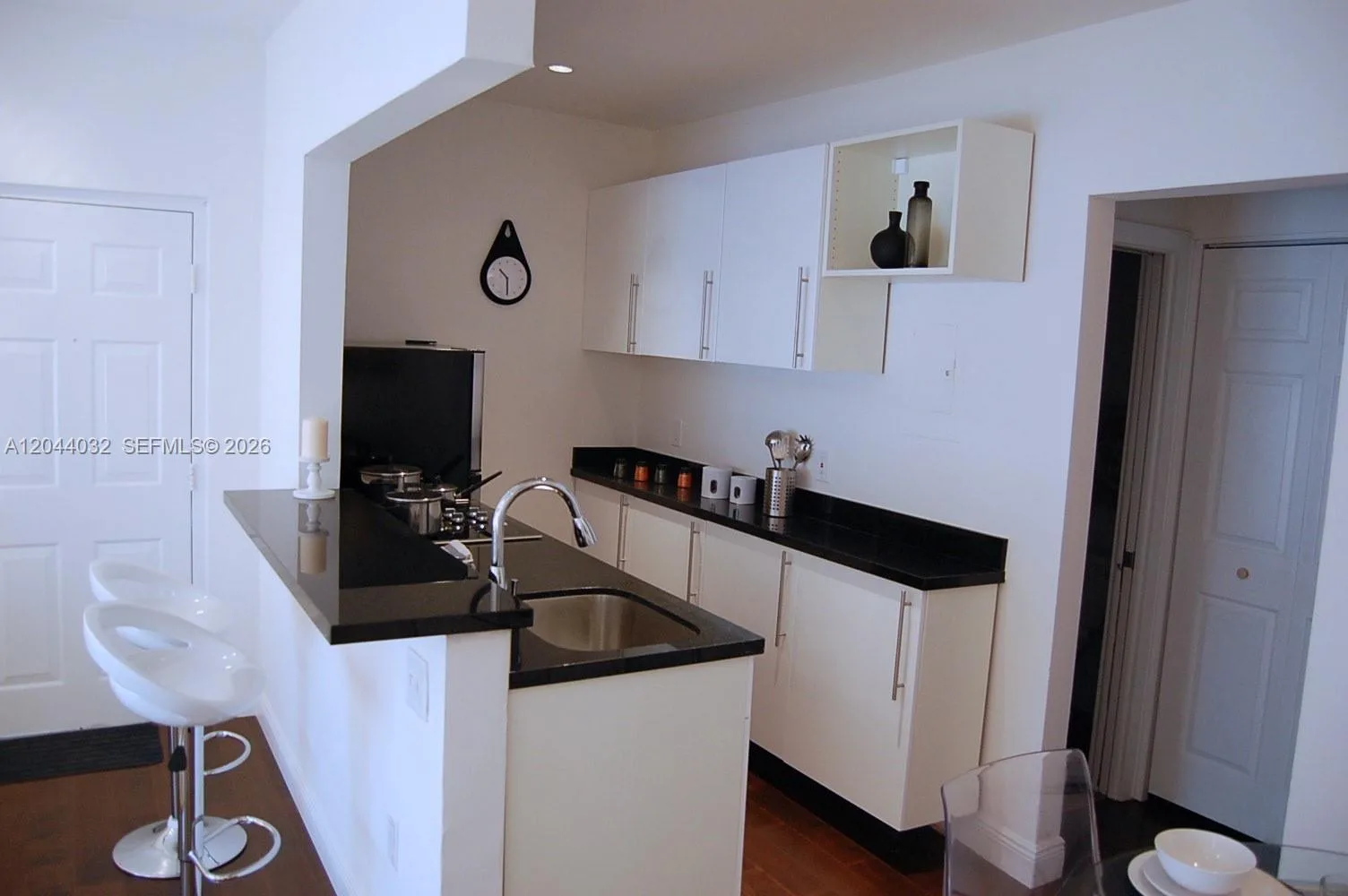 934 Michigan Ave # 105, Miami Beach, FL 33139 photo 4
