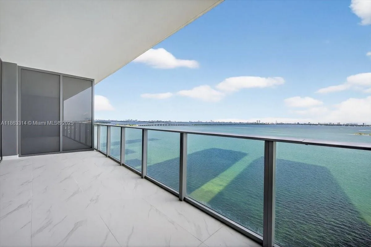 700 NE 24TH # 1104, Miami, FL 33137