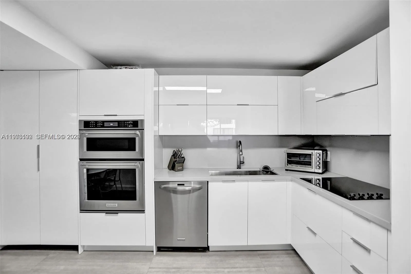2500 Parkview Dr # 1912, Hallandale Beach, FL 33009 photo 2