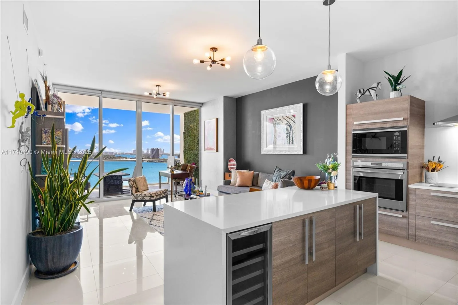 2020 N Bayshore Dr # 1708, Miami, FL 33137