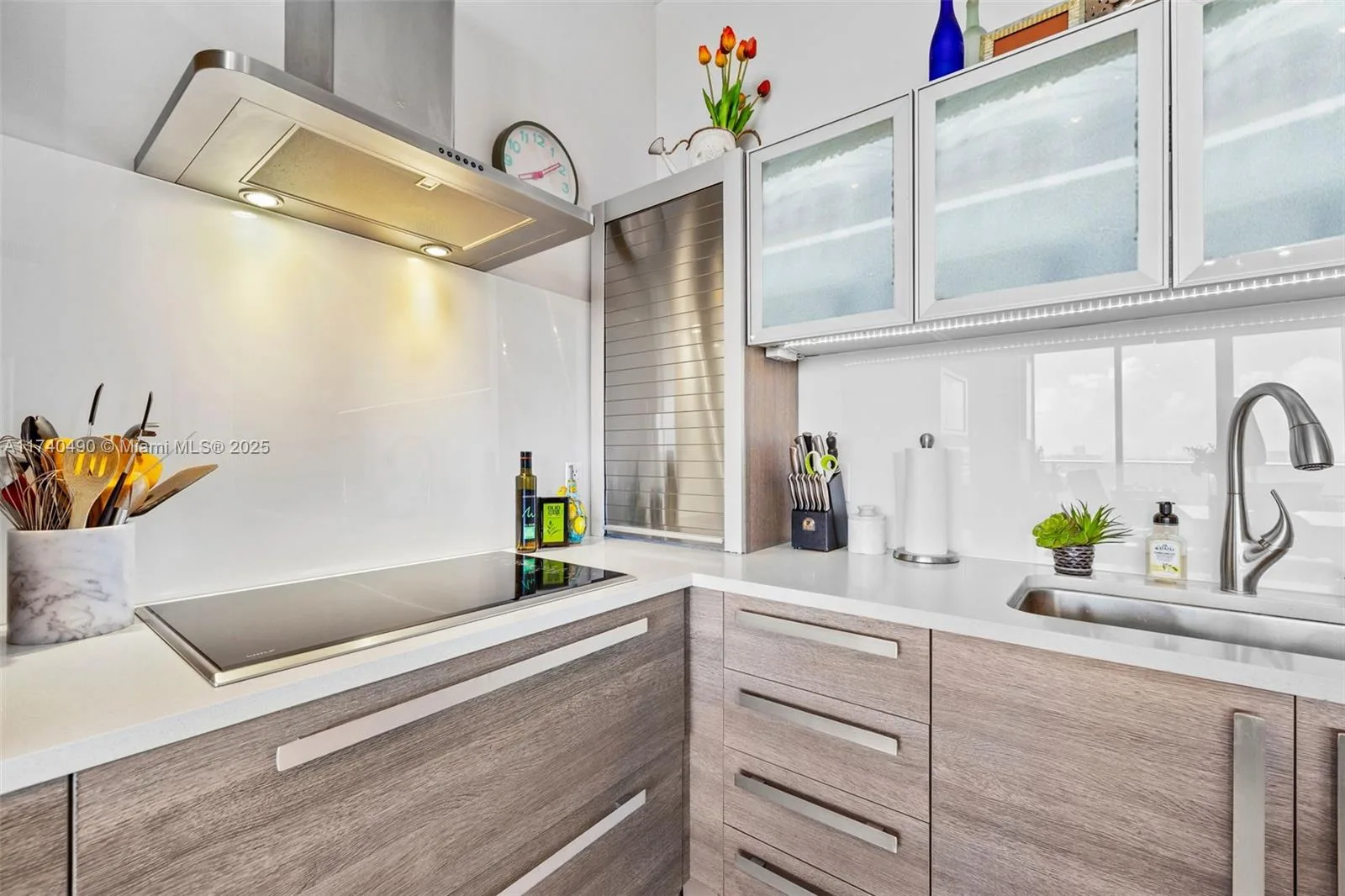 2020 N Bayshore Dr # 1708, Miami, FL 33137 photo 11