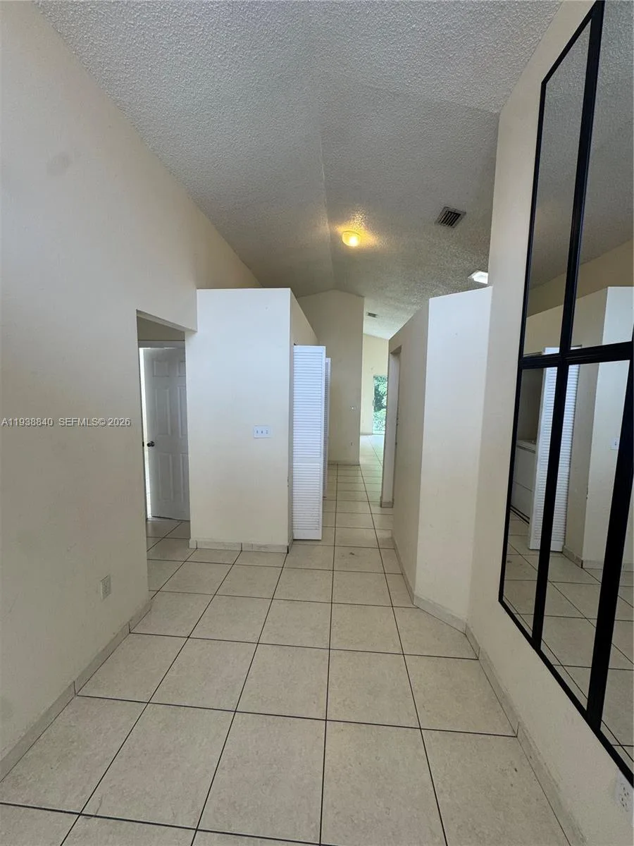 9957 W Elm Ln, Miramar, FL 33025 photo 2