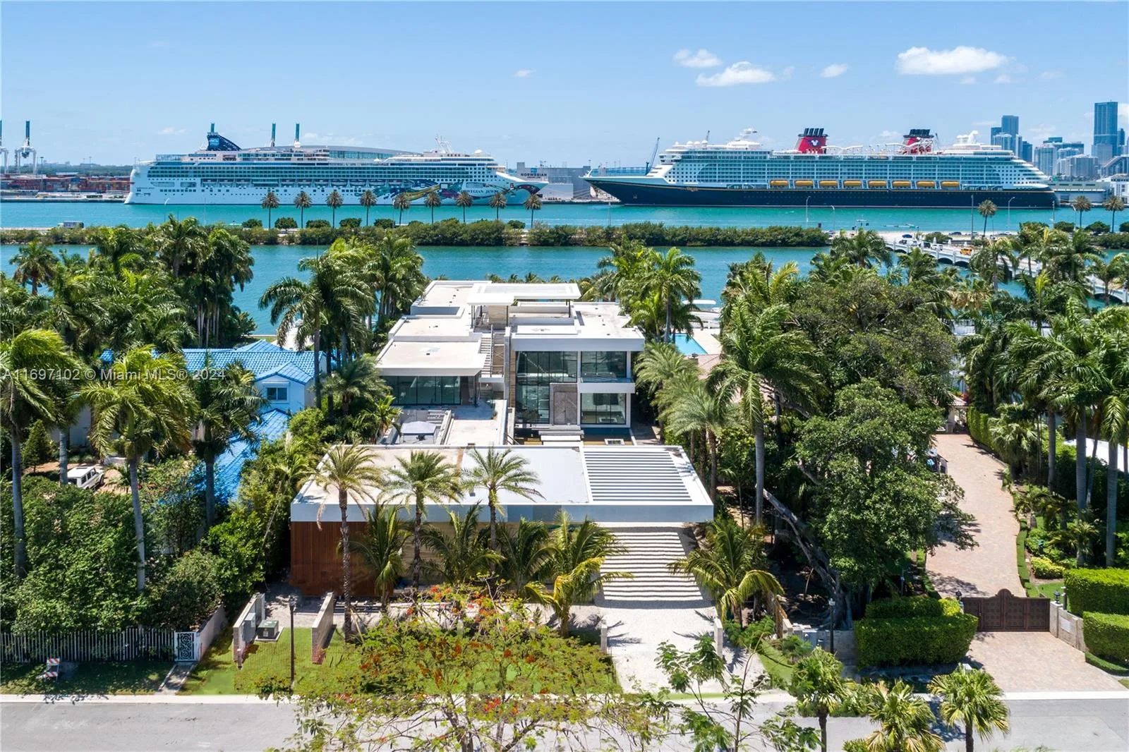 130 Palm Ave, Miami Beach, FL 33139 photo 3