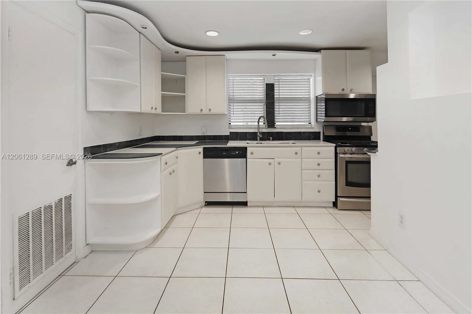 706 S 19th Ave, Hollywood, FL 33020 photo 12