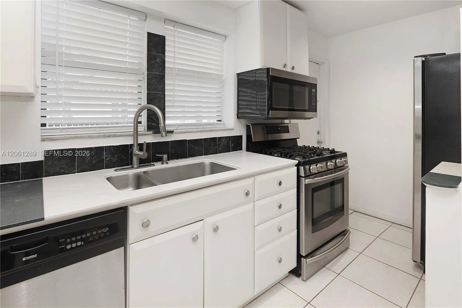 706 S 19th Ave, Hollywood, FL 33020 photo 9