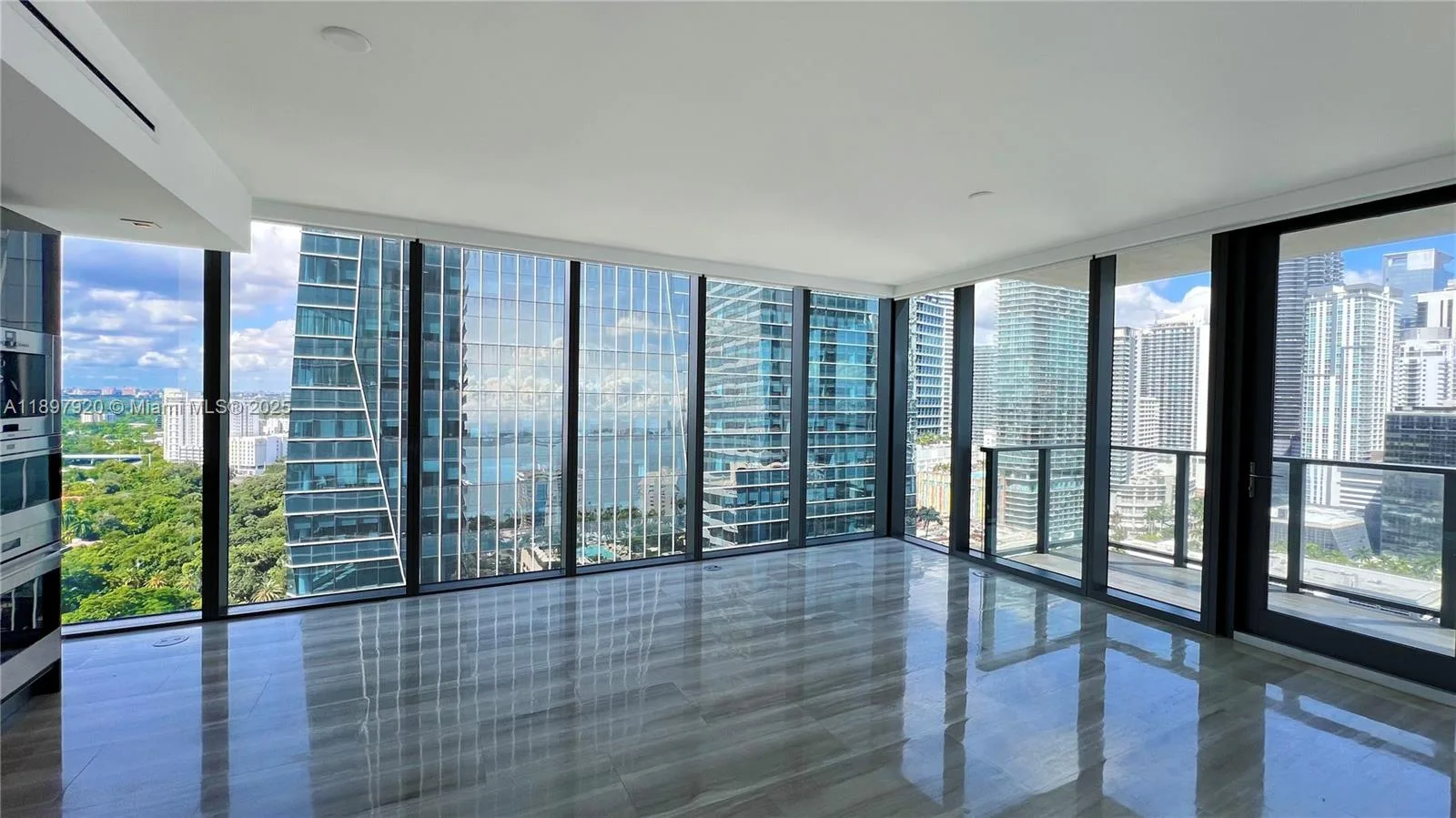 1451 Brickell Ave # 2406, Miami, FL 33131