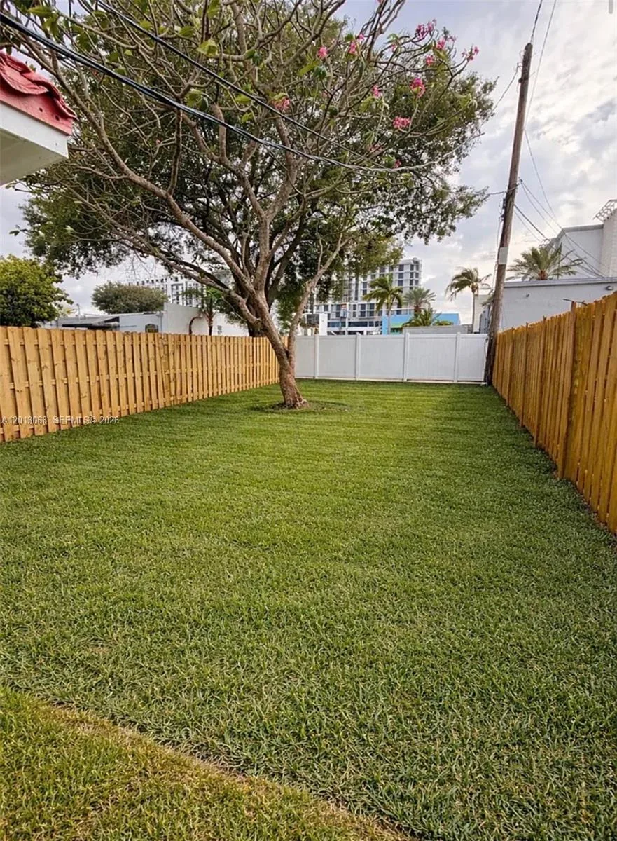 34 SE 1st Ave # B, Dania Beach, FL 33004 photo 8
