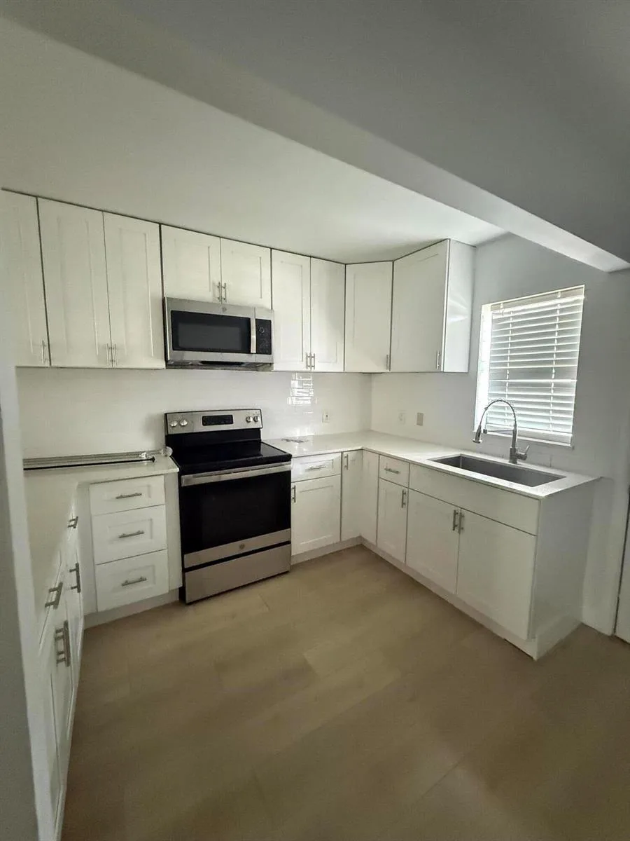 605 Ixoria # 4, Fort Pierce, FL 34982