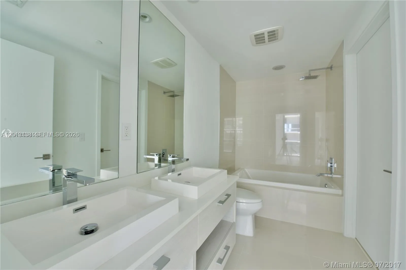 45 SW 9 st # 1907, Miami, FL 33130 photo 7