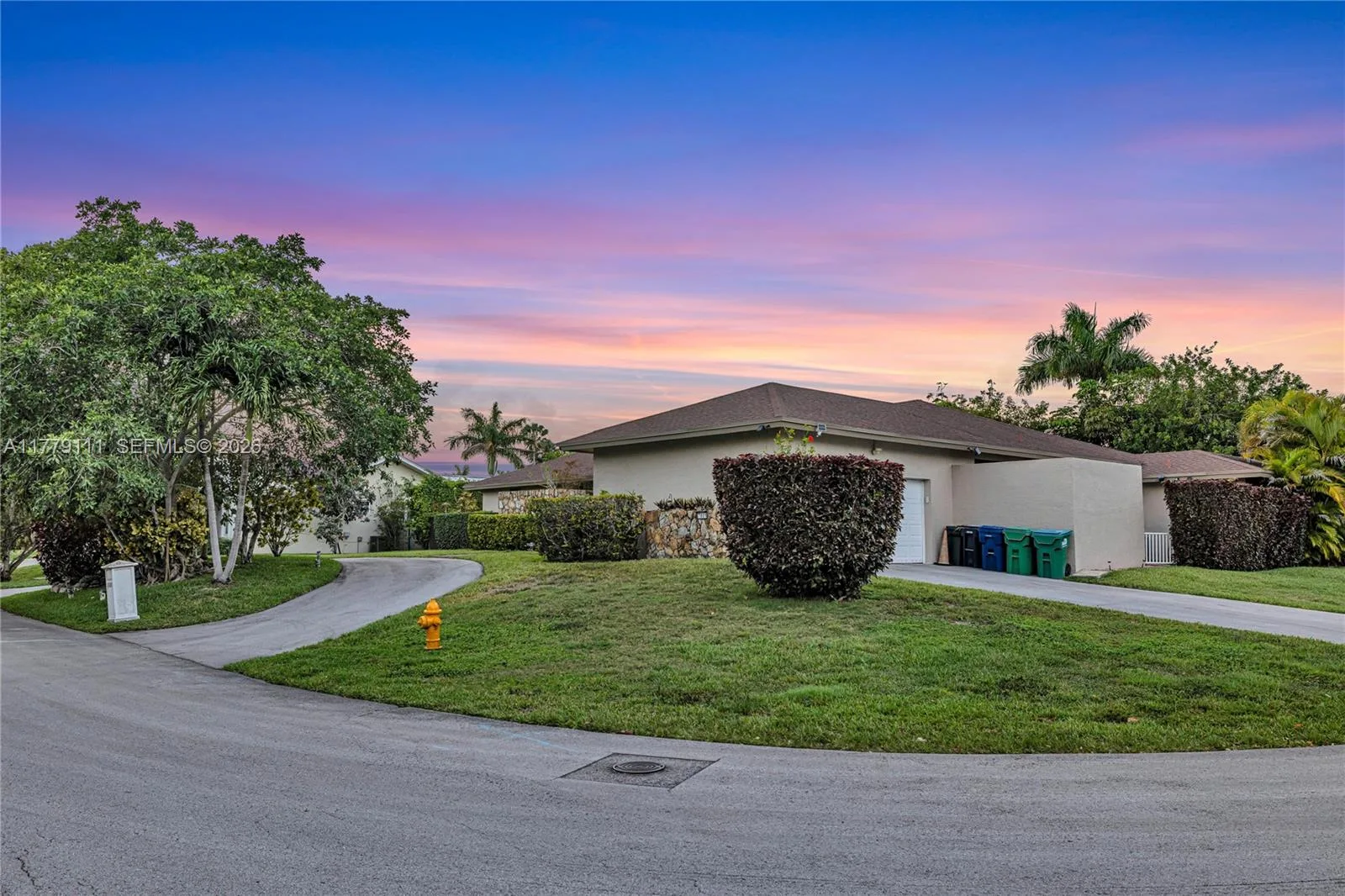 7801 SW 170th St, Palmetto Bay, FL 33157 photo 5