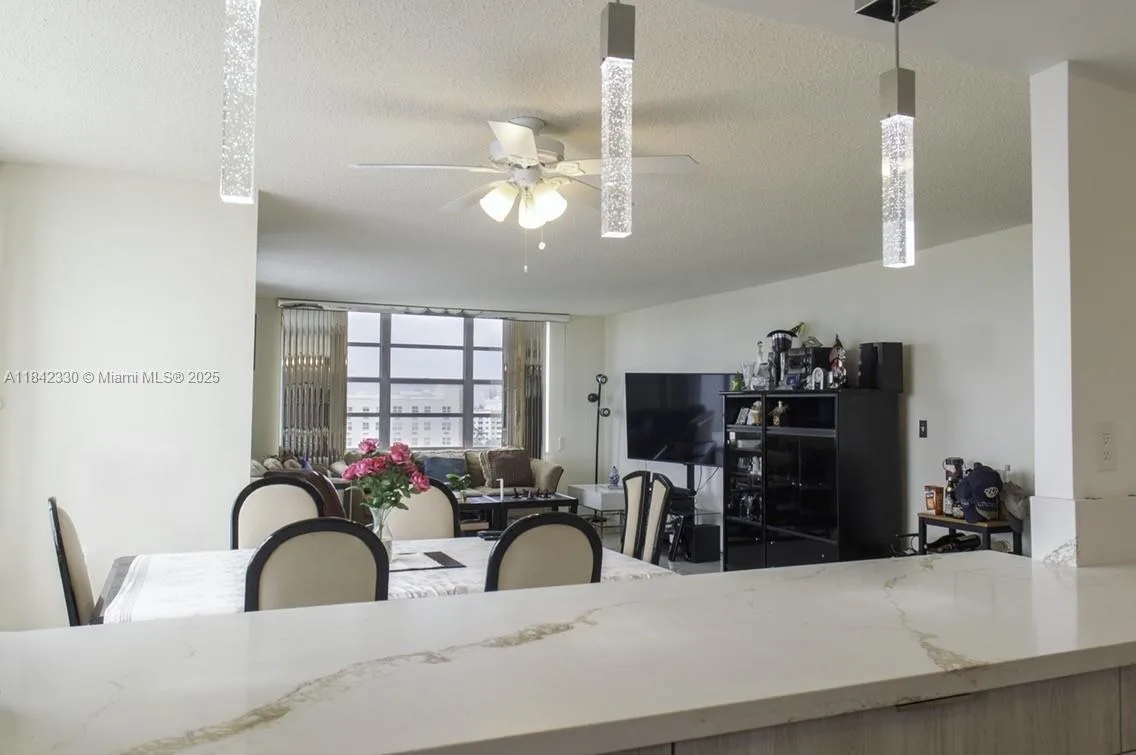 2780 NE 183rd St # 1001, Aventura, FL 33160 photo 3