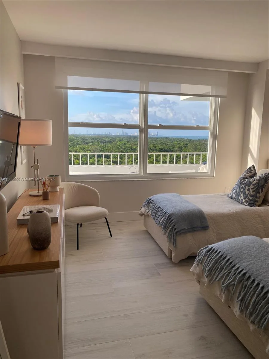 199 Ocean Lane Dr # 1112, Key Biscayne, FL 33149 photo 10