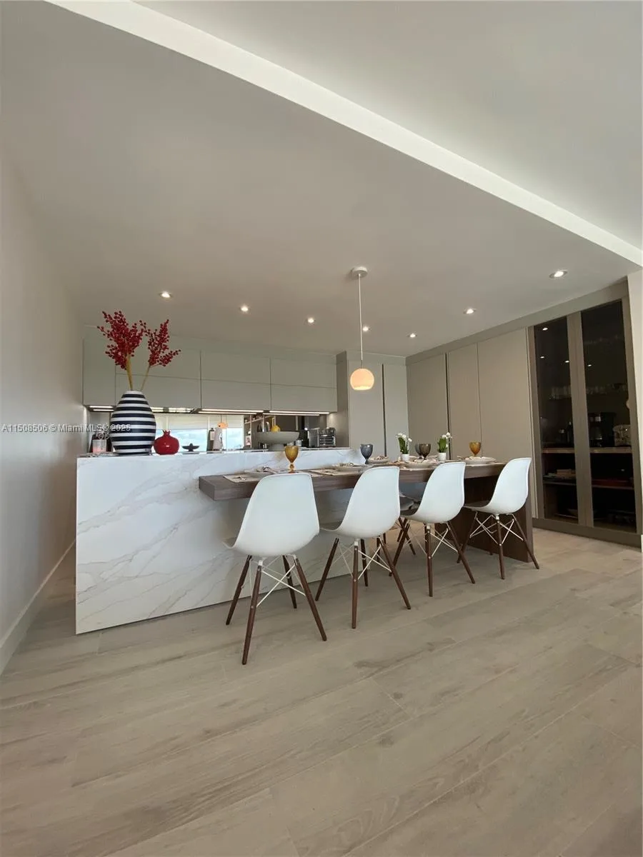 199 Ocean Lane Dr # 1112, Key Biscayne, FL 33149 photo 3