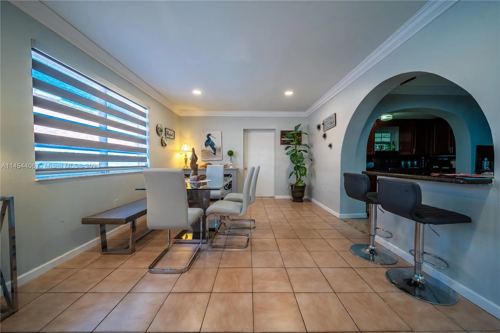 925 E 29th St, Hialeah, FL 33013 photo 13