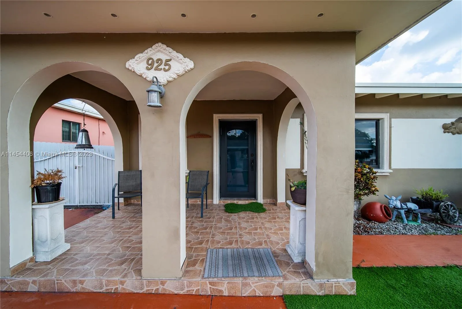 925 E 29th St, Hialeah, FL 33013 photo 7