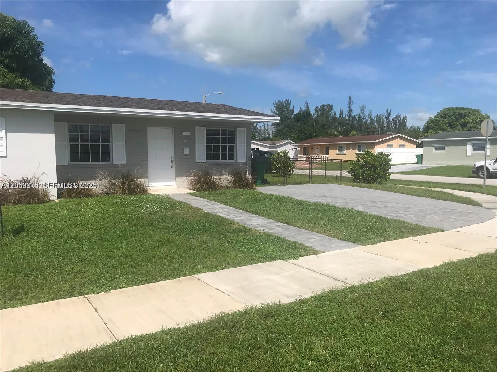 17940 NW 85th Ave, Hialeah, FL 33015 photo 4