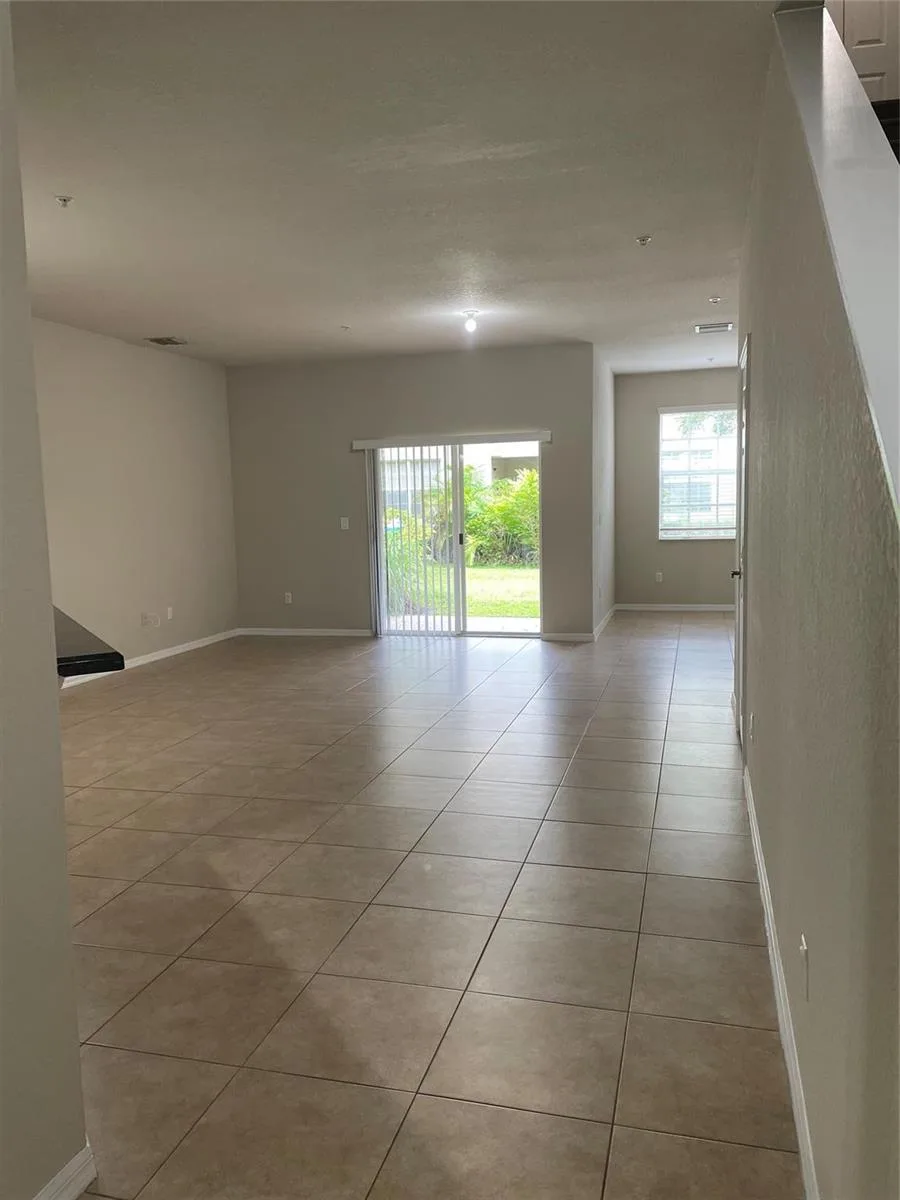 9076 PRESTON Place # 9076, Tamarac, FL 33321 photo 11