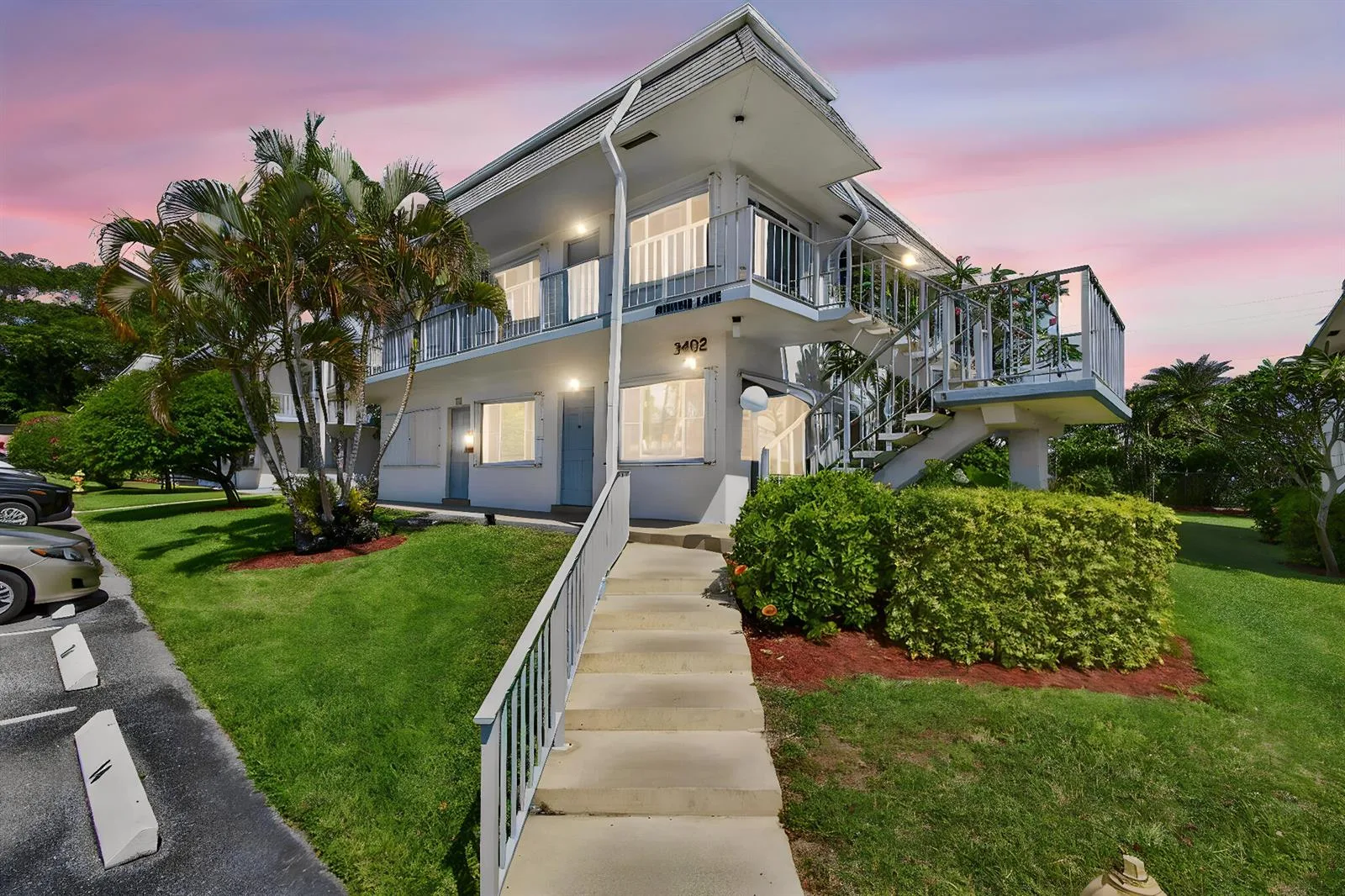 3402 Cynthia Lane # 201, FL 33461