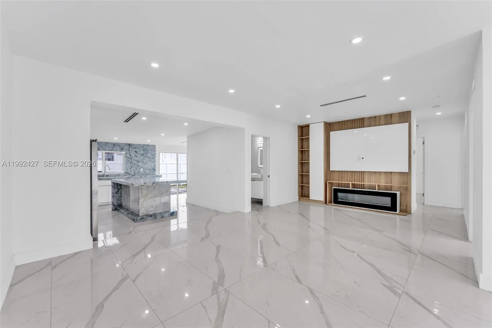 875 E 8th St, Hialeah, FL 33010 photo 3