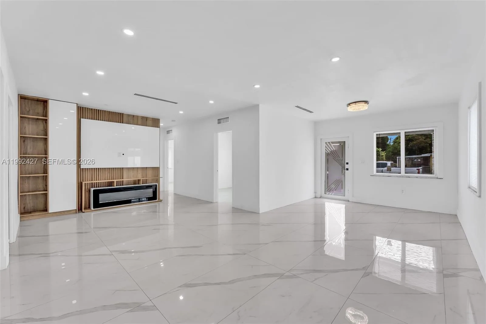 875 E 8th St, Hialeah, FL 33010 photo 4