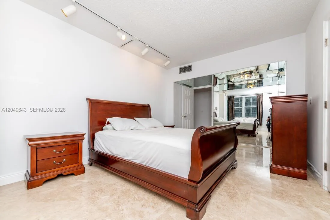 1985 S Ocean Dr # 2Q, Hallandale Beach, FL 33009 photo 11