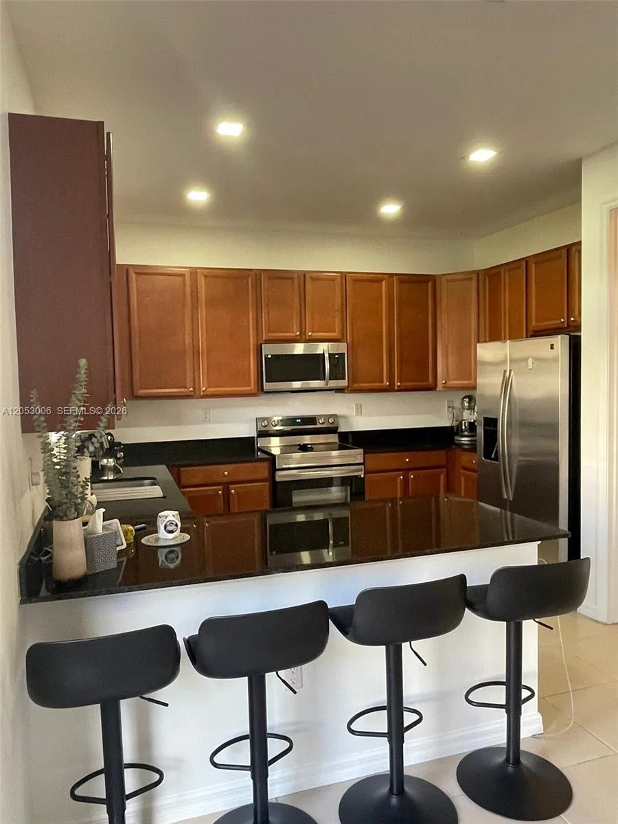747 NE 193rd St # 0, Miami, FL 33179 photo 5