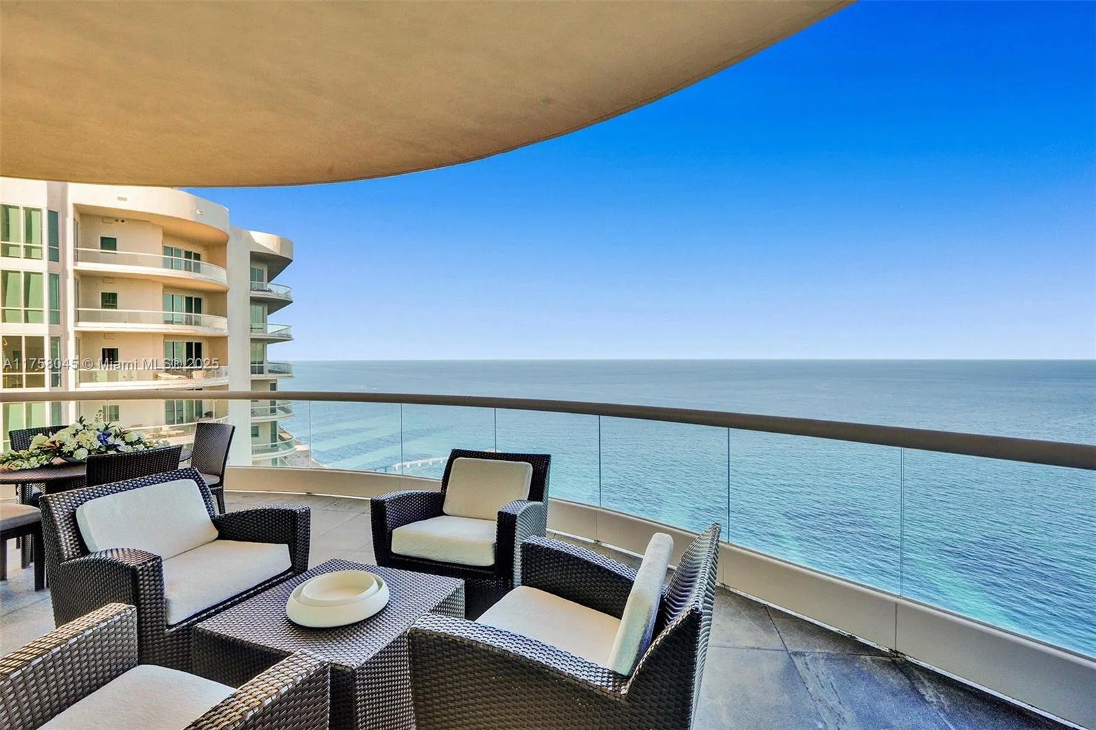 Turnberry Ocean Colony – photo 19