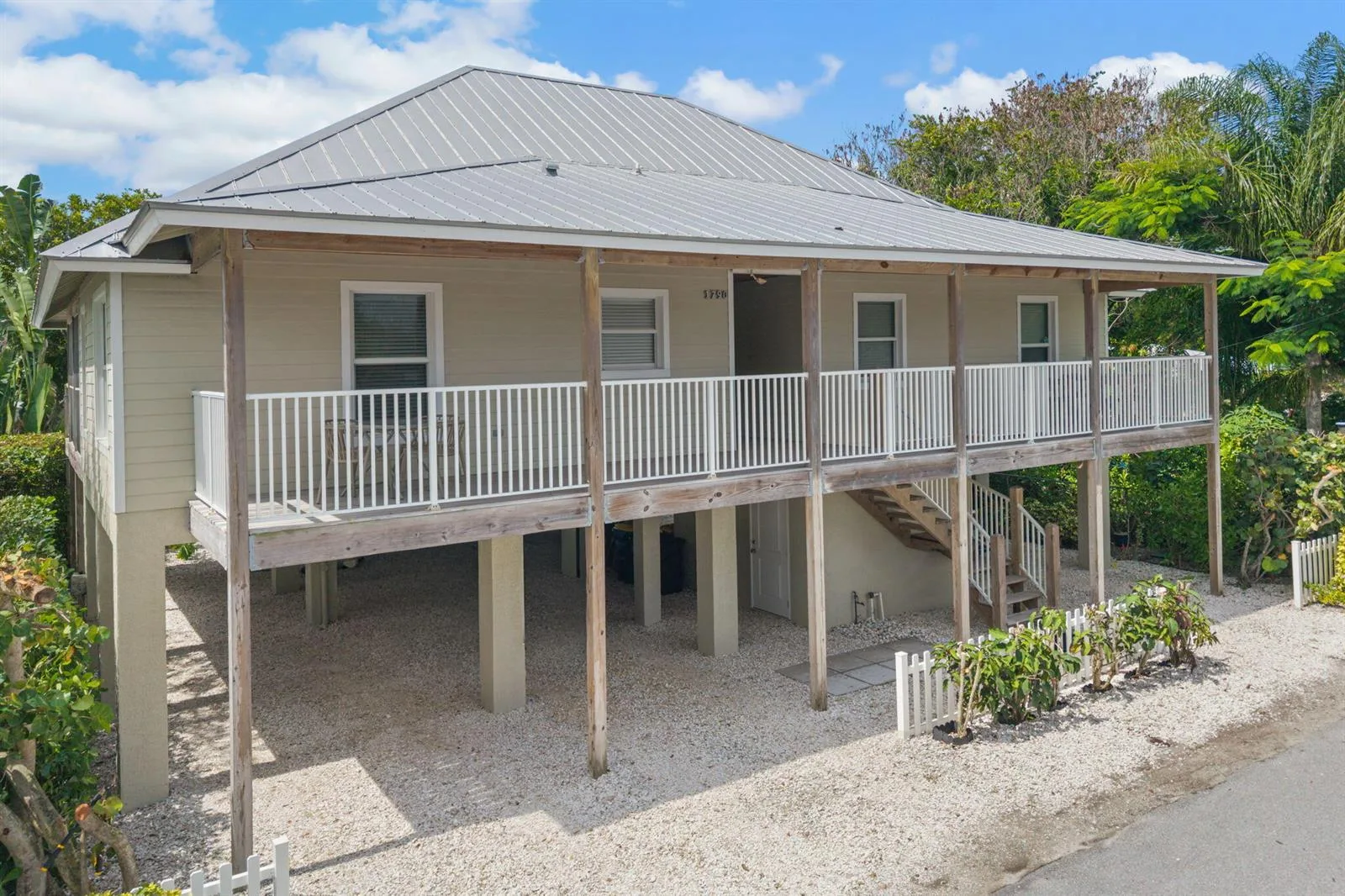 1790 NE MANGO Terrace, Jensen Beach, FL 34957 photo 2