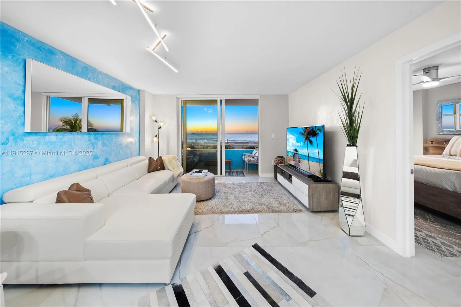 465 Ocean Dr # 315, Miami Beach, FL 33139 photo 5