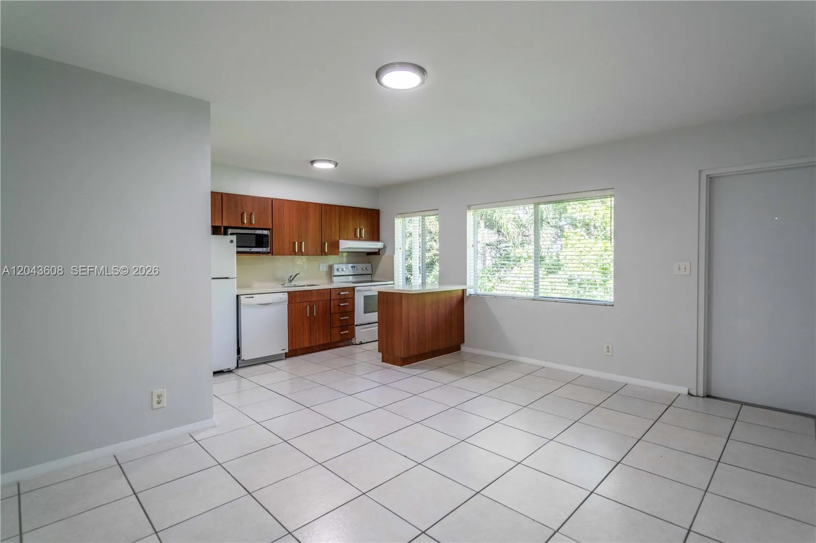 666 NE 80th St # 8, Miami, FL 33138 photo 3