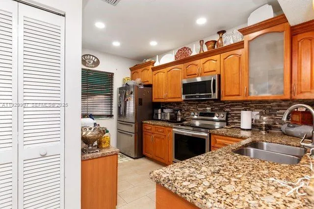 12691 NW 14th Pl, Sunrise, FL 33323 photo 8