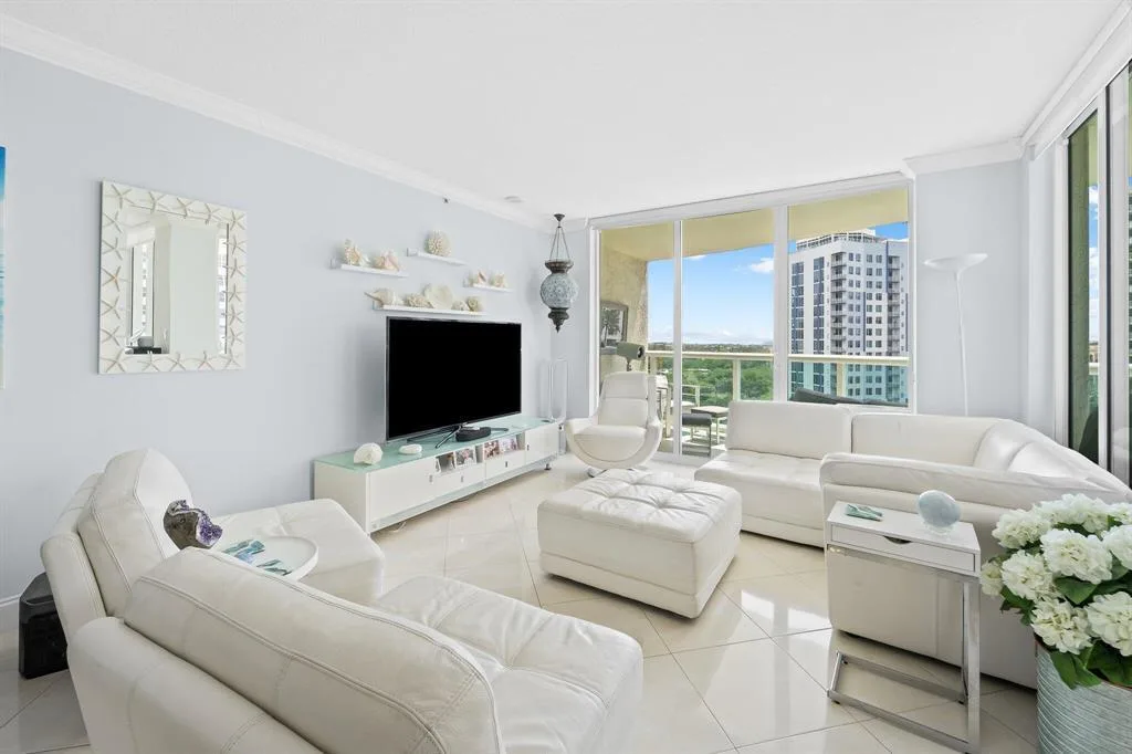 347 N NEW RIVER Drive E # 1004, Fort Lauderdale, FL 33301 photo 2
