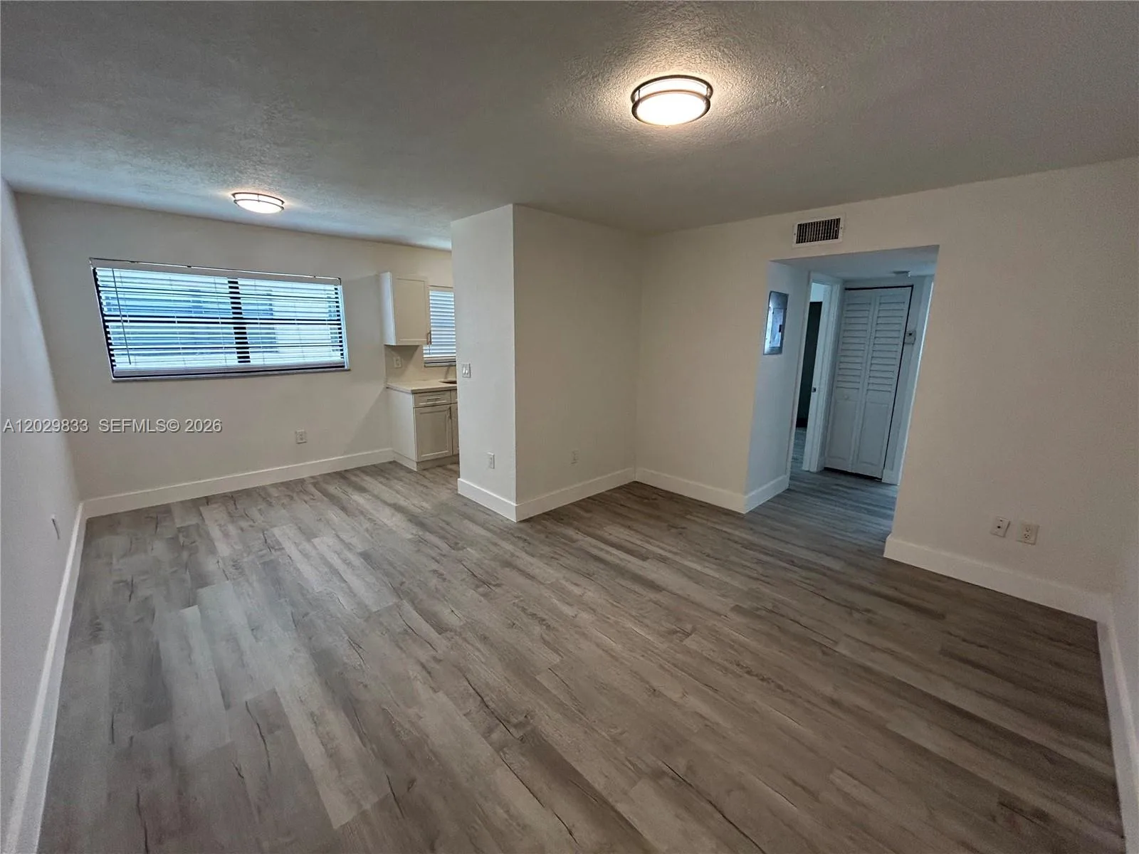 5960 W 25th Ct # 102, Hialeah, FL 33016