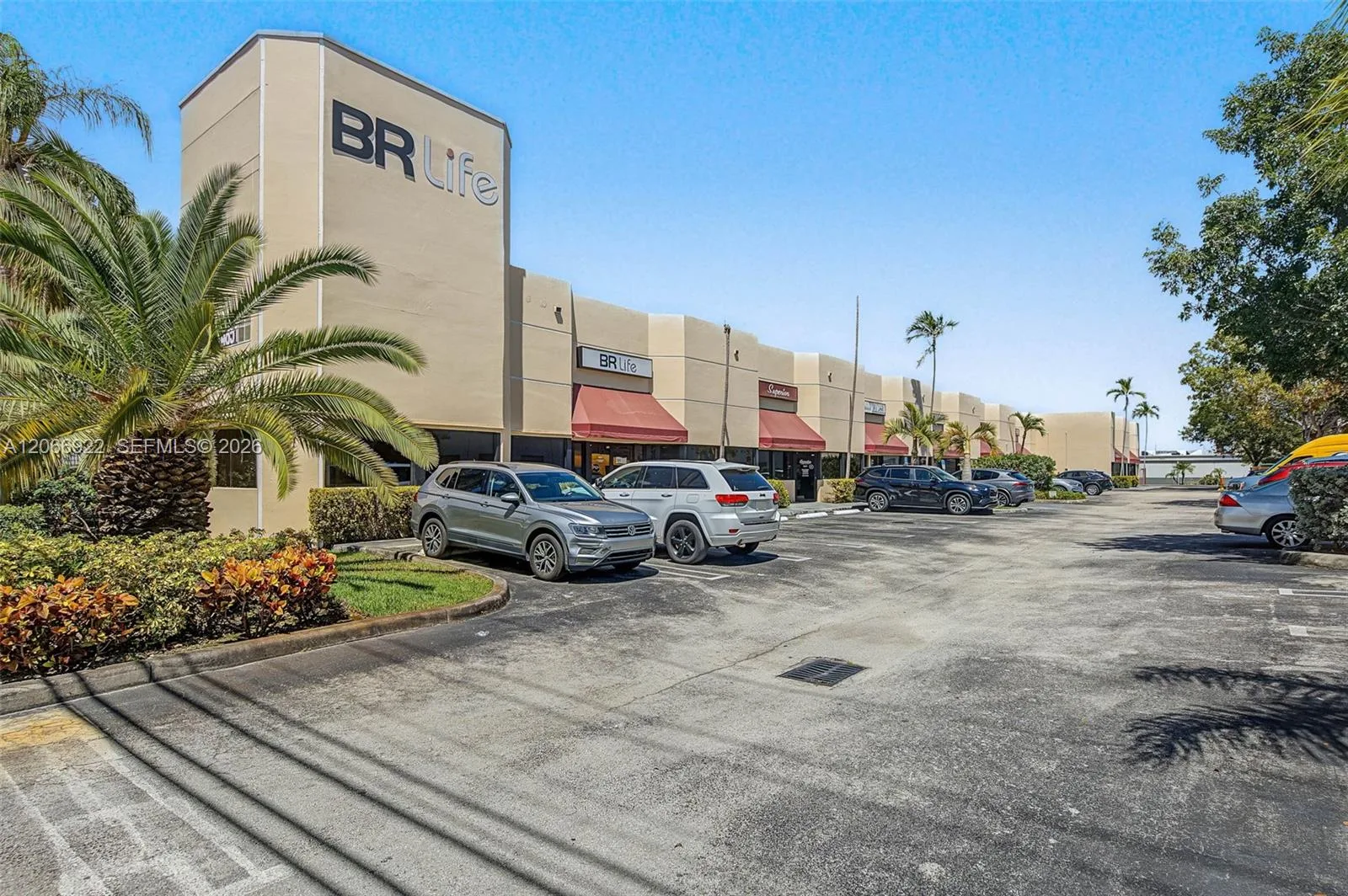 4851 NW 79th Ave, Doral, FL 33166