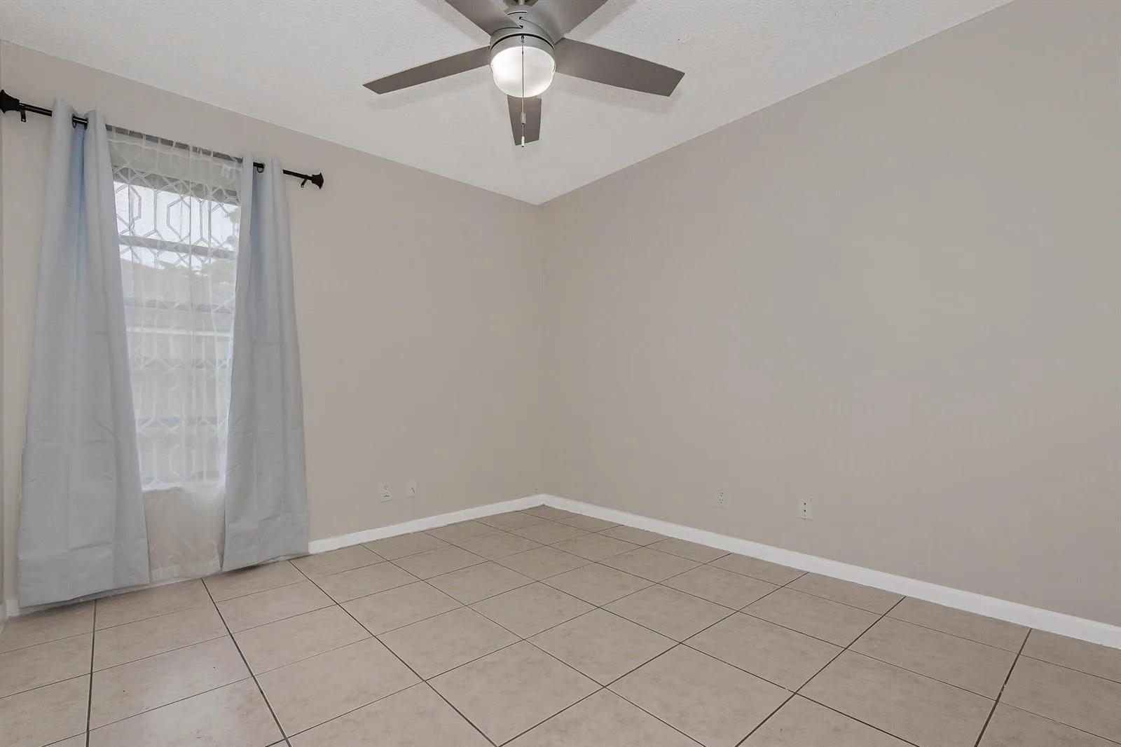2831 NW 51ST Terrace, Margate, FL 33063 photo 13